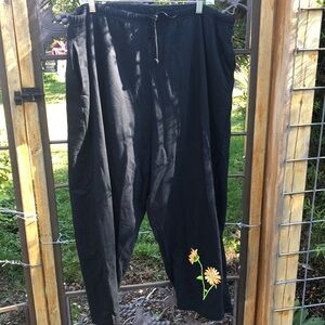 Natalie & Me weekend woman black cotton knit capris size 2X